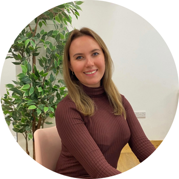 Meet the Team 10 katharina lay 1